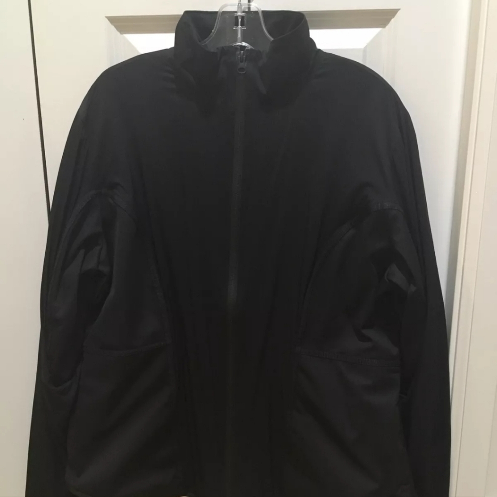 Nike Women’s Storm-Fit Run Division Running Jacket, XL, Black